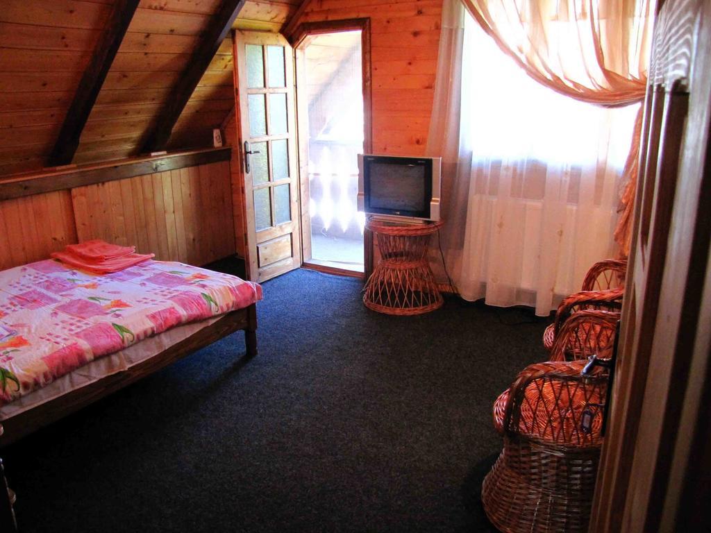 Casa Oana Hotel Сулина Стая снимка